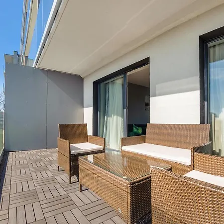 Czarna Perła Z Garażem 7 E Perłowa Przystań - *