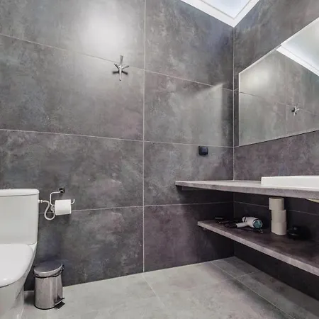 Czarna Perła Z Garażem 7 E Perłowa Przystań -