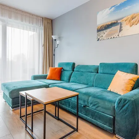 Czarna Perla Z Garazem 7 E Perlowa Przystan - *