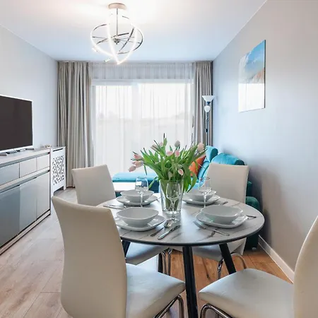 Czarna Perla Z Garazem 7 E Perlowa Przystan -